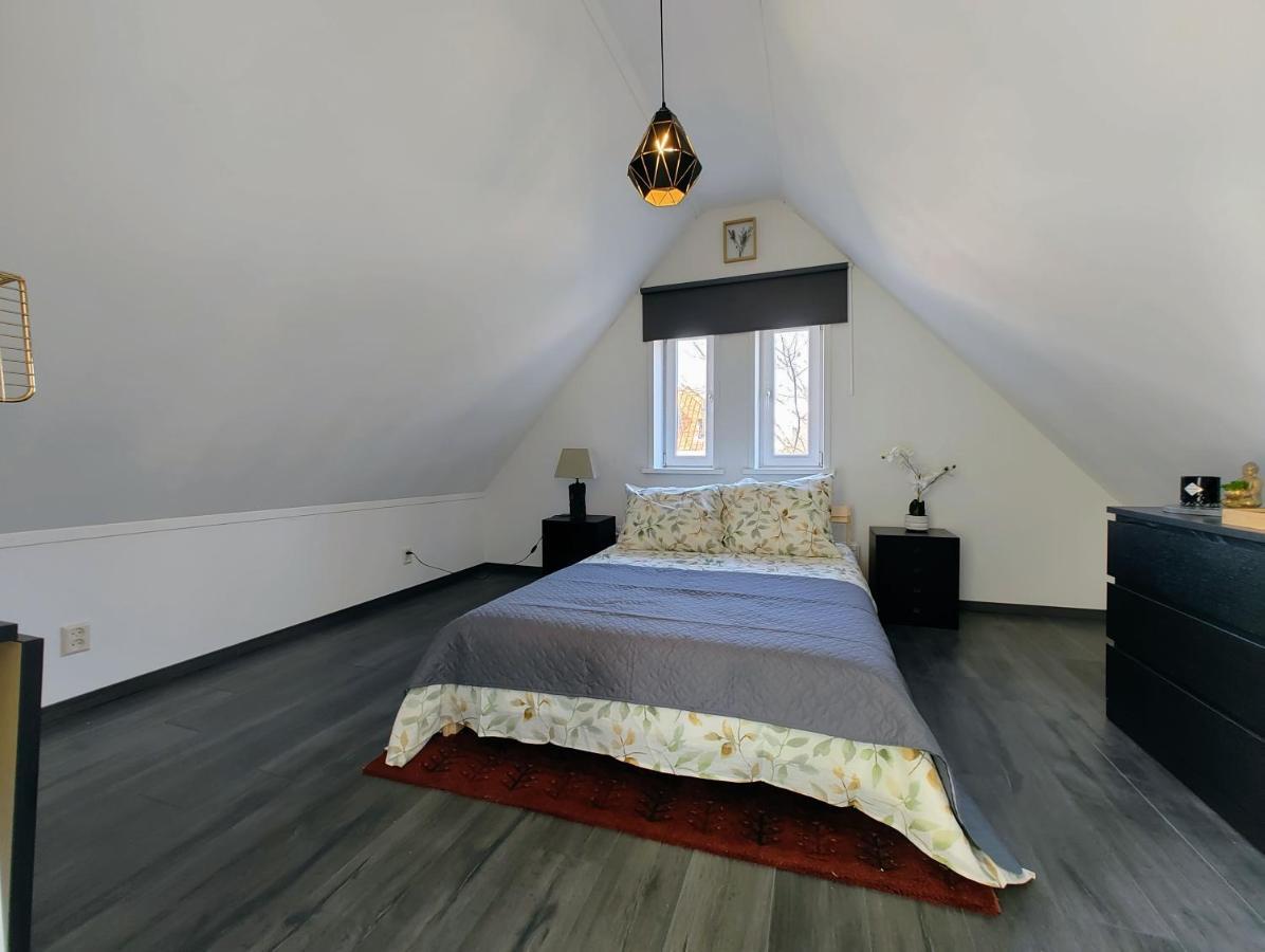 רוטרדם The Diesel Bed And Breakfast מראה חיצוני תמונה