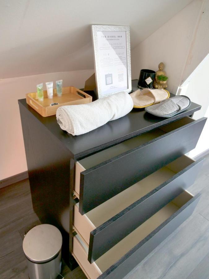 רוטרדם The Diesel Bed And Breakfast מראה חיצוני תמונה