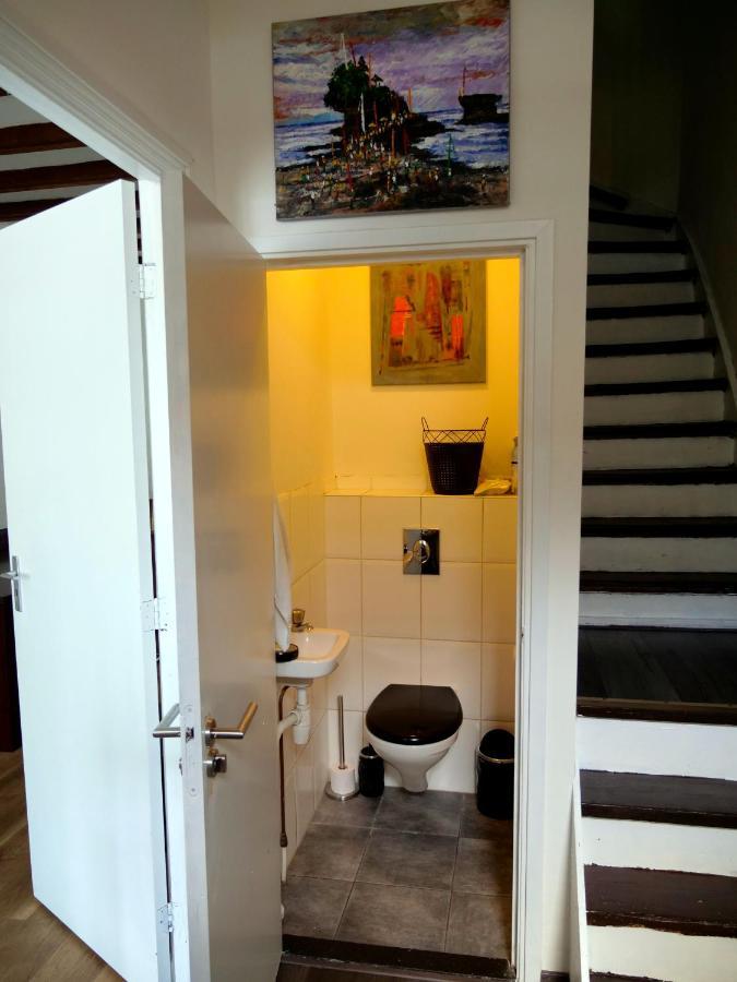 רוטרדם The Diesel Bed And Breakfast מראה חיצוני תמונה